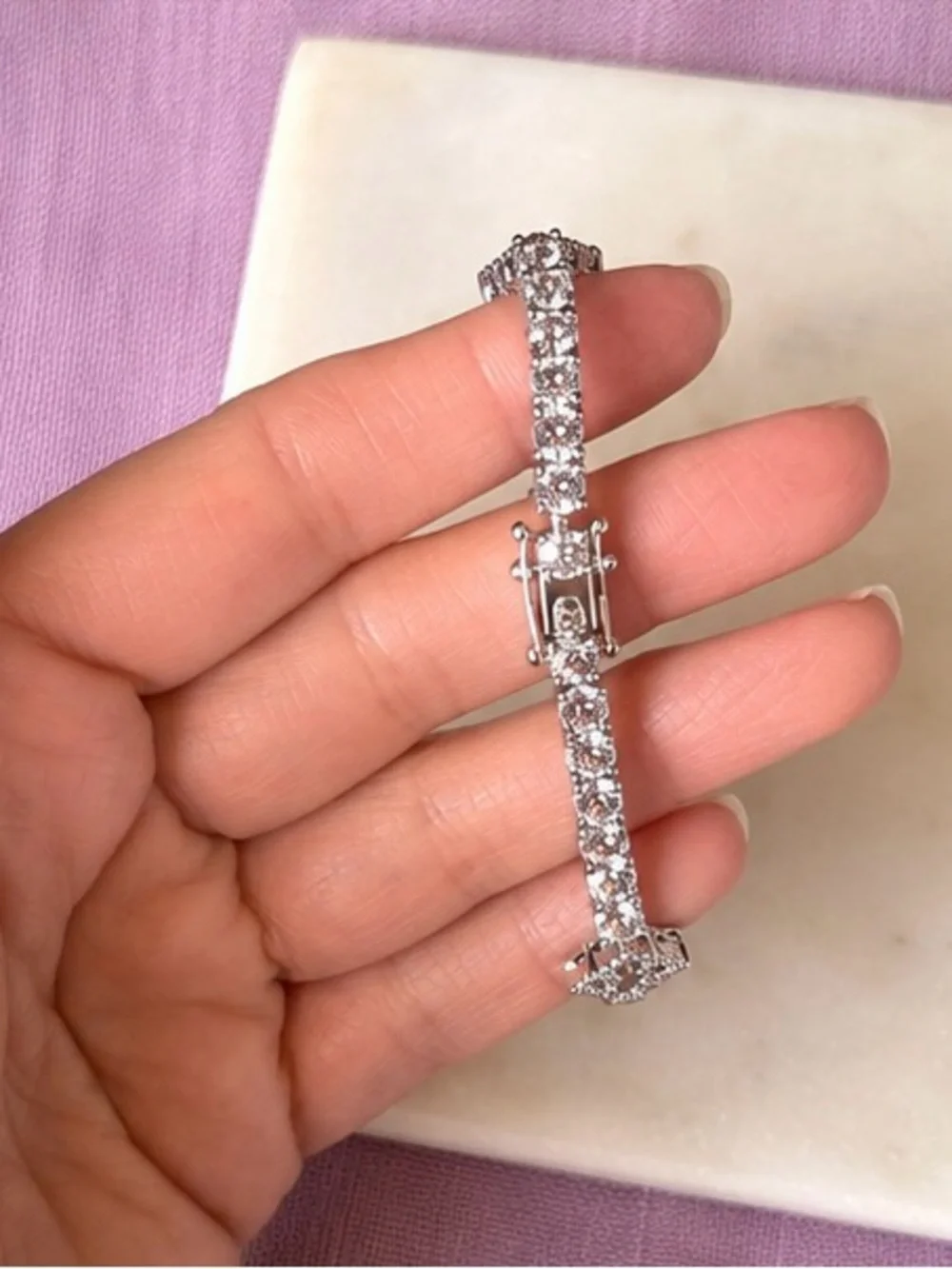 ✨ Lucky Clover Iced-Out Tennis Bracelet | 4mm CZ Chain | Black Enamel Clover 🖤✨ - Picture 5 of 9